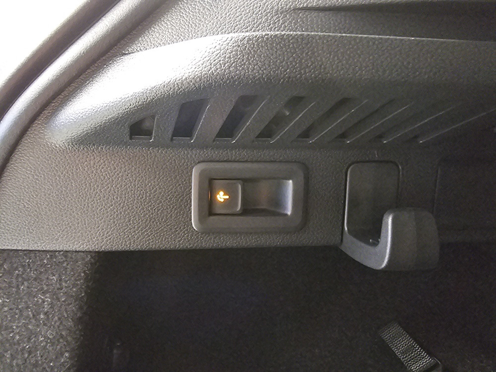 Skoda Kamiq  bei Hoffmann Automobile in Wolfsburg kaufen und sofort mitnehmen - Bild 3