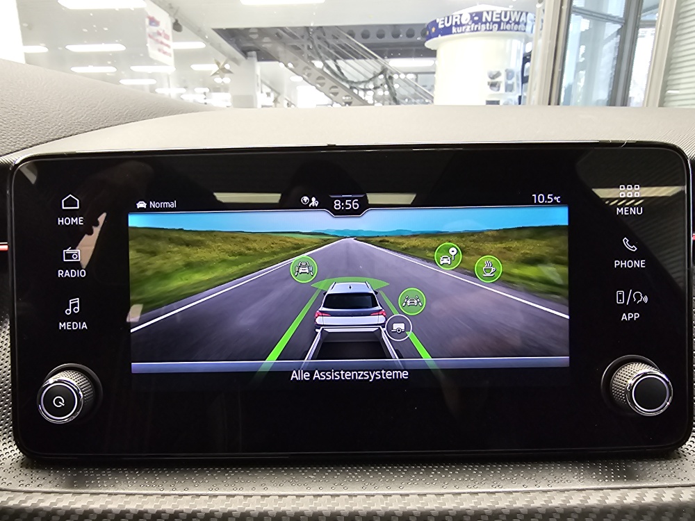 Skoda Kamiq  bei Hoffmann Automobile in Wolfsburg kaufen und sofort mitnehmen - Bild 18