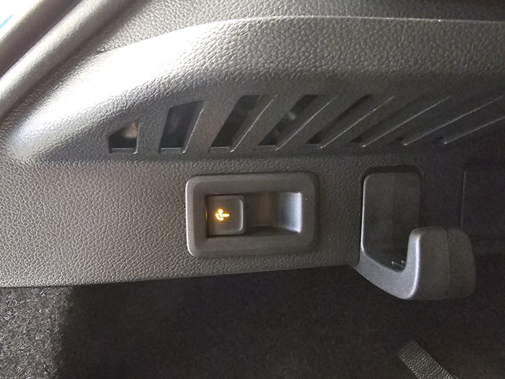 Skoda Kamiq  bei Hoffmann Automobile in Wolfsburg kaufen und sofort mitnehmen - Bild 3