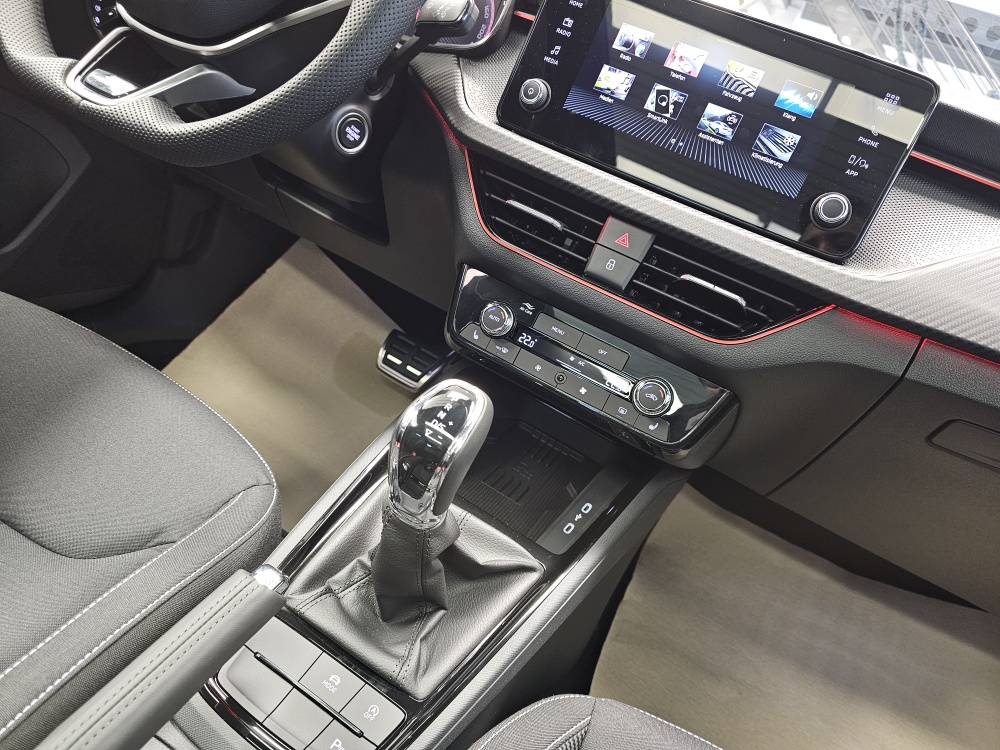 Skoda Kamiq  bei Hoffmann Automobile in Wolfsburg kaufen und sofort mitnehmen - Bild 10