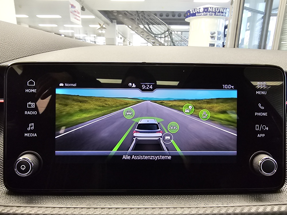 Skoda Kamiq  bei Hoffmann Automobile in Wolfsburg kaufen und sofort mitnehmen - Bild 18