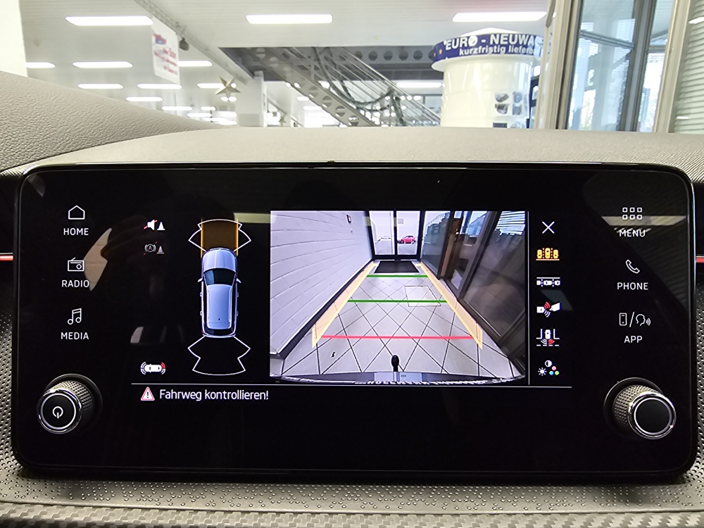 Skoda Kamiq  bei Hoffmann Automobile in Wolfsburg kaufen und sofort mitnehmen - Bild 19