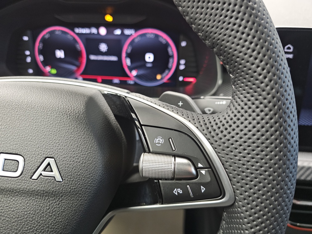 Skoda Kamiq  bei Hoffmann Automobile in Wolfsburg kaufen und sofort mitnehmen - Bild 21