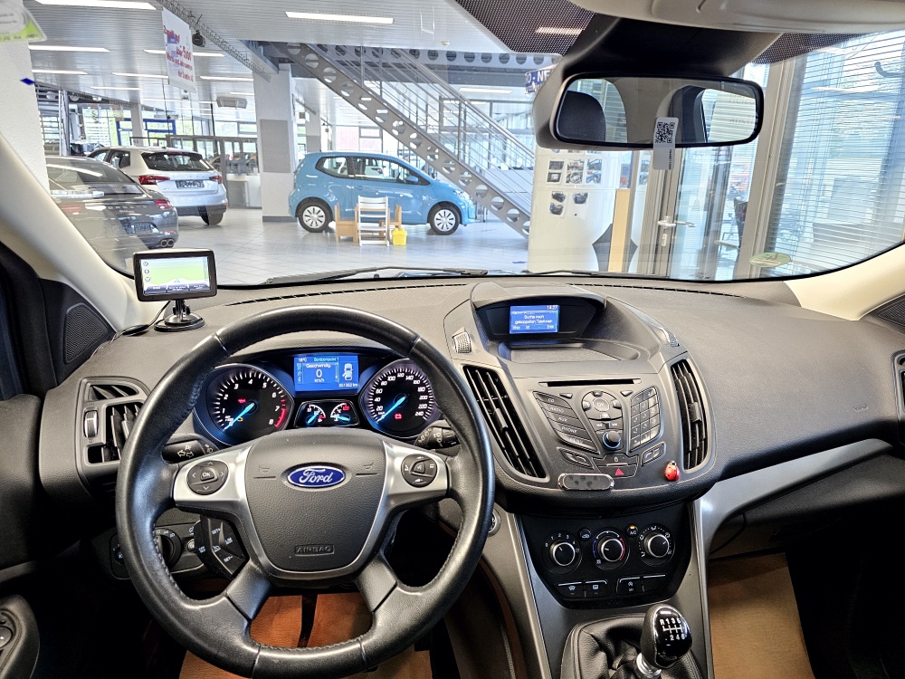 Ford Kuga  bei Hoffmann Automobile in Wolfsburg kaufen und sofort mitnehmen - Bild 14