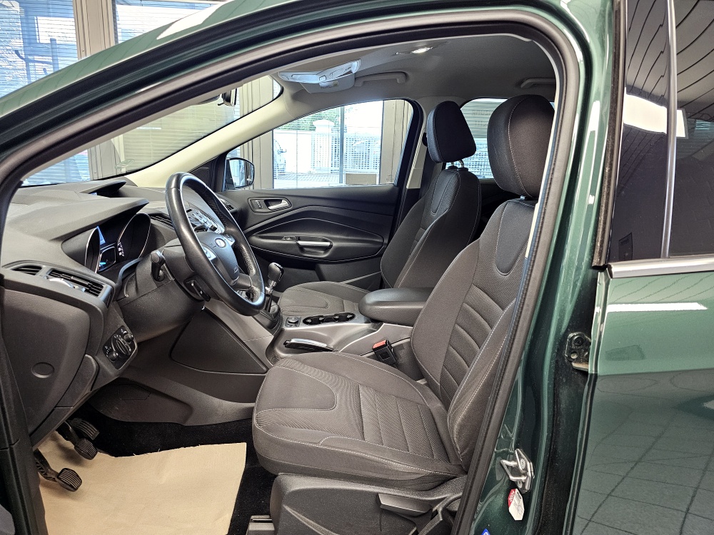 Ford Kuga  bei Hoffmann Automobile in Wolfsburg kaufen und sofort mitnehmen - Bild 16