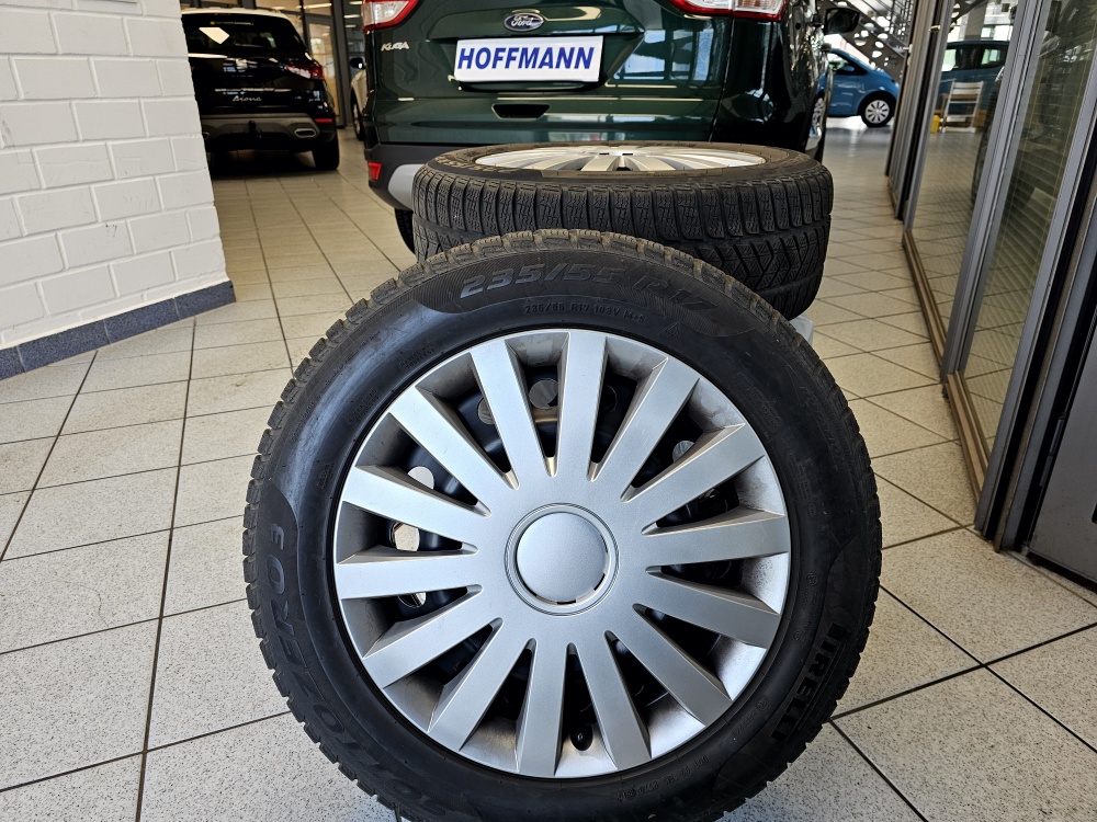 Ford Kuga  bei Hoffmann Automobile in Wolfsburg kaufen und sofort mitnehmen - Bild 3
