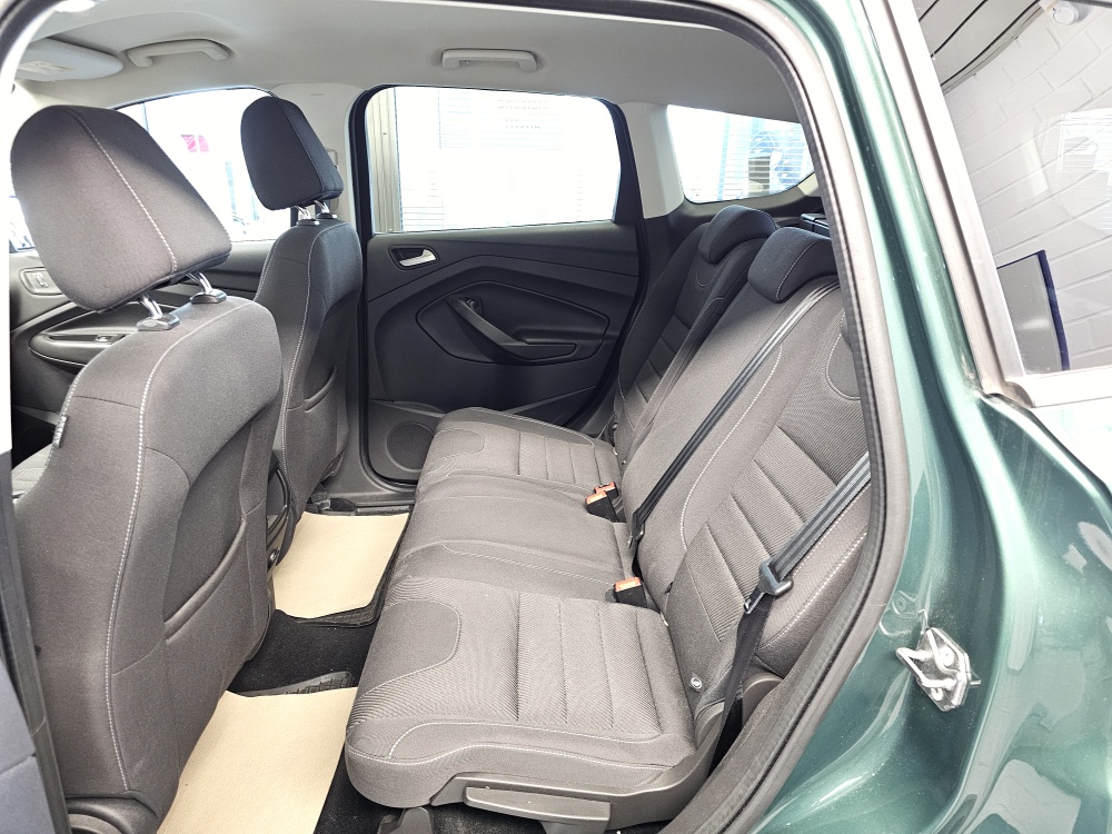 Ford Kuga  bei Hoffmann Automobile in Wolfsburg kaufen und sofort mitnehmen - Bild 5