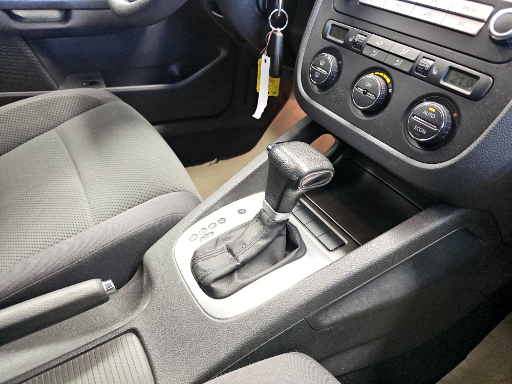 VW Golf  bei Hoffmann Automobile in Wolfsburg kaufen und sofort mitnehmen - Bild 6