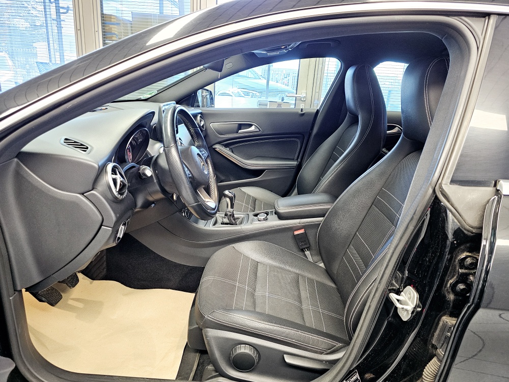 Mercedes-Benz CLA 180 Shooting Brake  bei Hoffmann Automobile in Wolfsburg kaufen und sofort mitnehmen - Bild 13