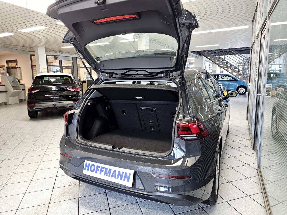 VW Golf  bei Hoffmann Automobile in Wolfsburg kaufen und sofort mitnehmen - Bild 2