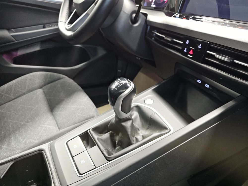 VW Golf  bei Hoffmann Automobile in Wolfsburg kaufen und sofort mitnehmen - Bild 6