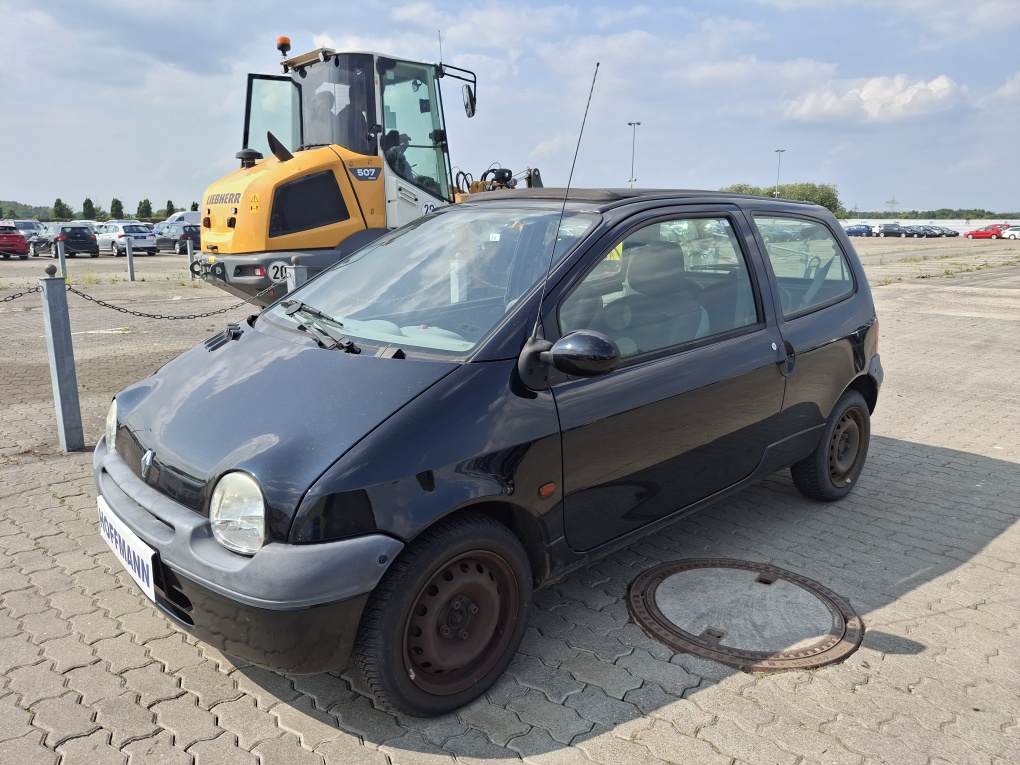 Renault Twingo  für nur 800,- € bei Hoffmann Automobile in Wolfsburg kaufen und sofort mitnehmen