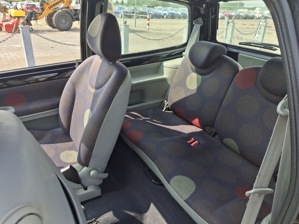 Renault Twingo  bei Hoffmann Automobile in Wolfsburg kaufen und sofort mitnehmen - Bild 4