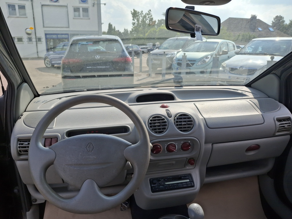 Renault Twingo  bei Hoffmann Automobile in Wolfsburg kaufen und sofort mitnehmen - Bild 8