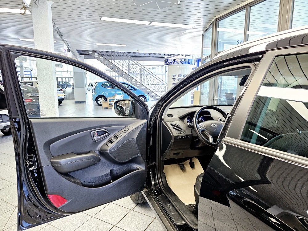 Hyundai ix35  bei Hoffmann Automobile in Wolfsburg kaufen und sofort mitnehmen - Bild 16
