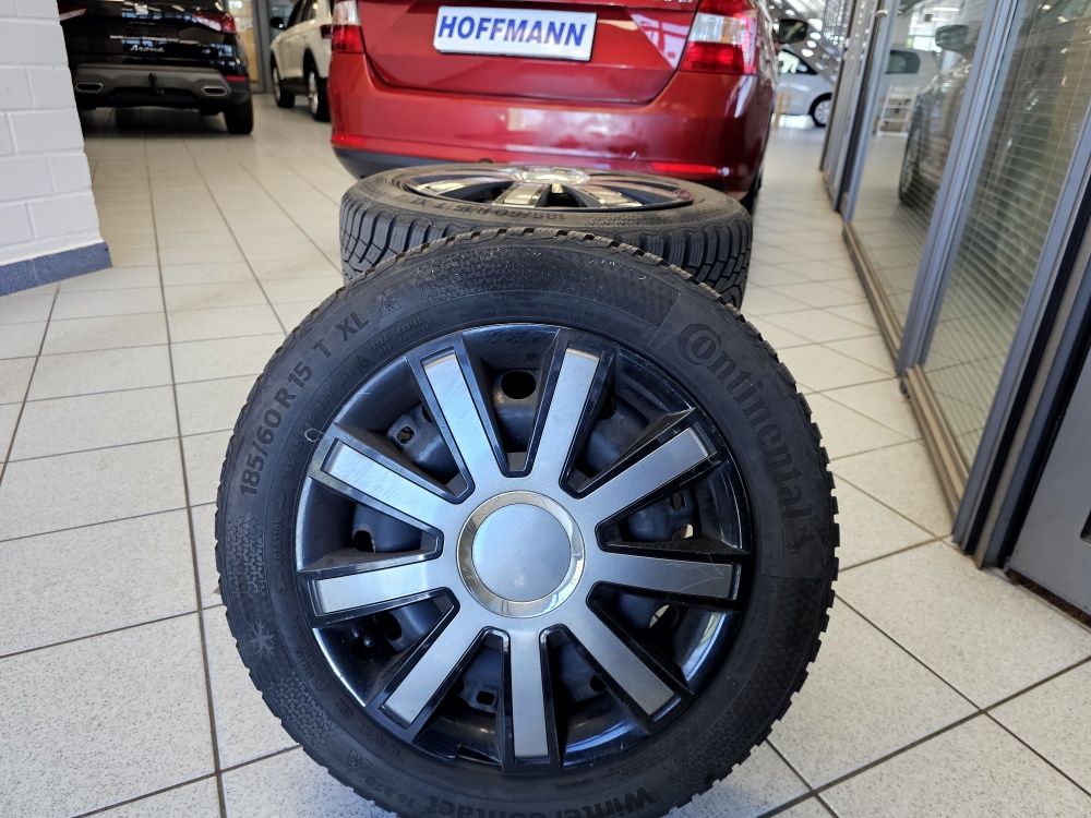 Skoda Rapid Spaceback  bei Hoffmann Automobile in Wolfsburg kaufen und sofort mitnehmen - Bild 3