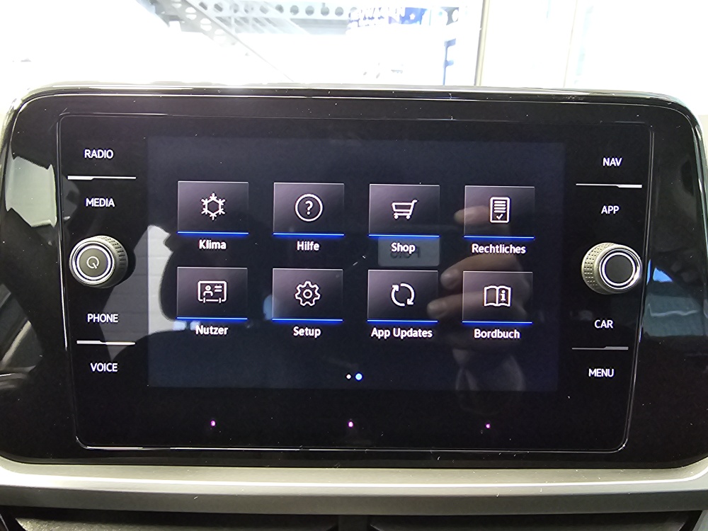 VW T-Roc bei Hoffmann Automobile in Wolfsburg kaufen und sofort mitnehmen - Bild 10