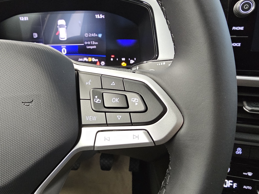 VW T-Roc bei Hoffmann Automobile in Wolfsburg kaufen und sofort mitnehmen - Bild 15