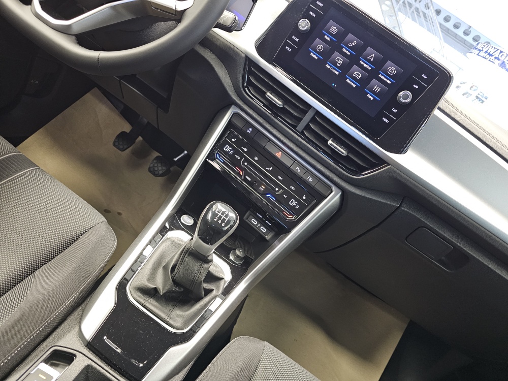 VW T-Roc bei Hoffmann Automobile in Wolfsburg kaufen und sofort mitnehmen - Bild 8