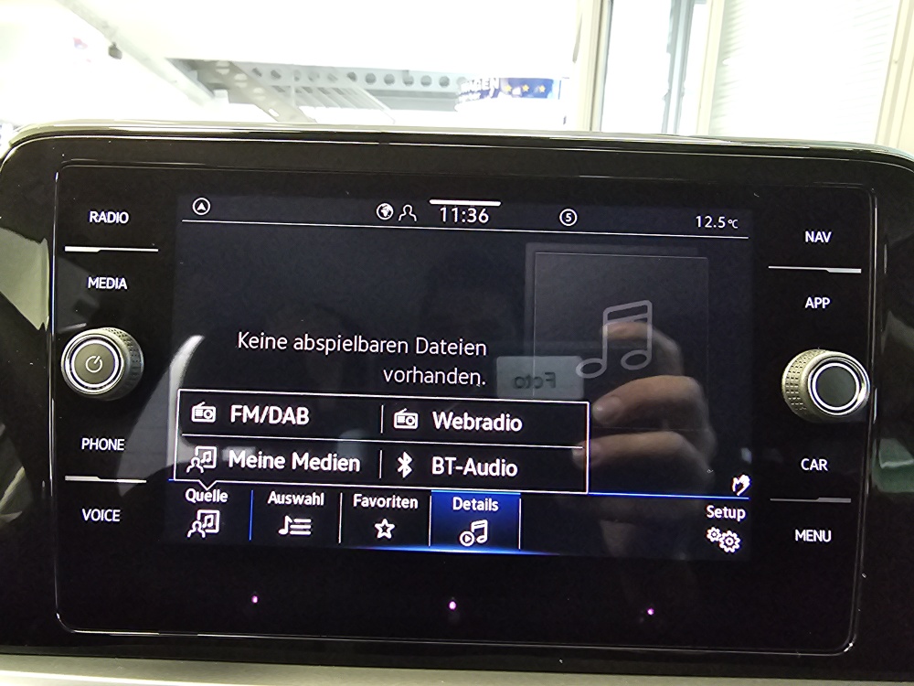 VW T-Roc bei Hoffmann Automobile in Wolfsburg kaufen und sofort mitnehmen - Bild 14