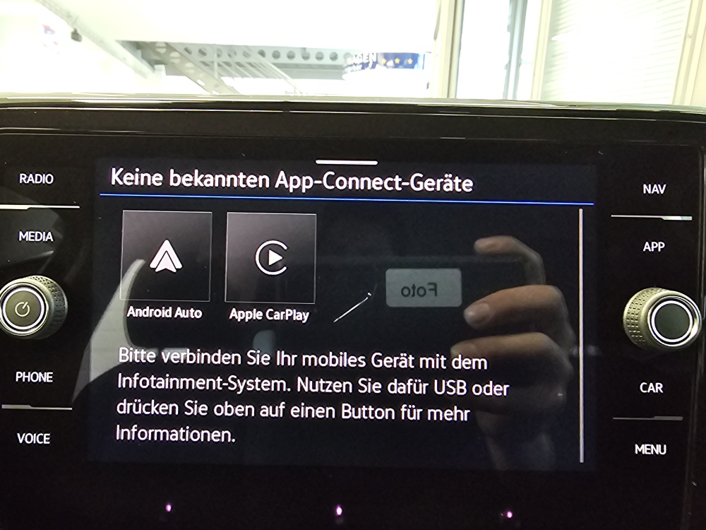 VW T-Roc bei Hoffmann Automobile in Wolfsburg kaufen und sofort mitnehmen - Bild 15