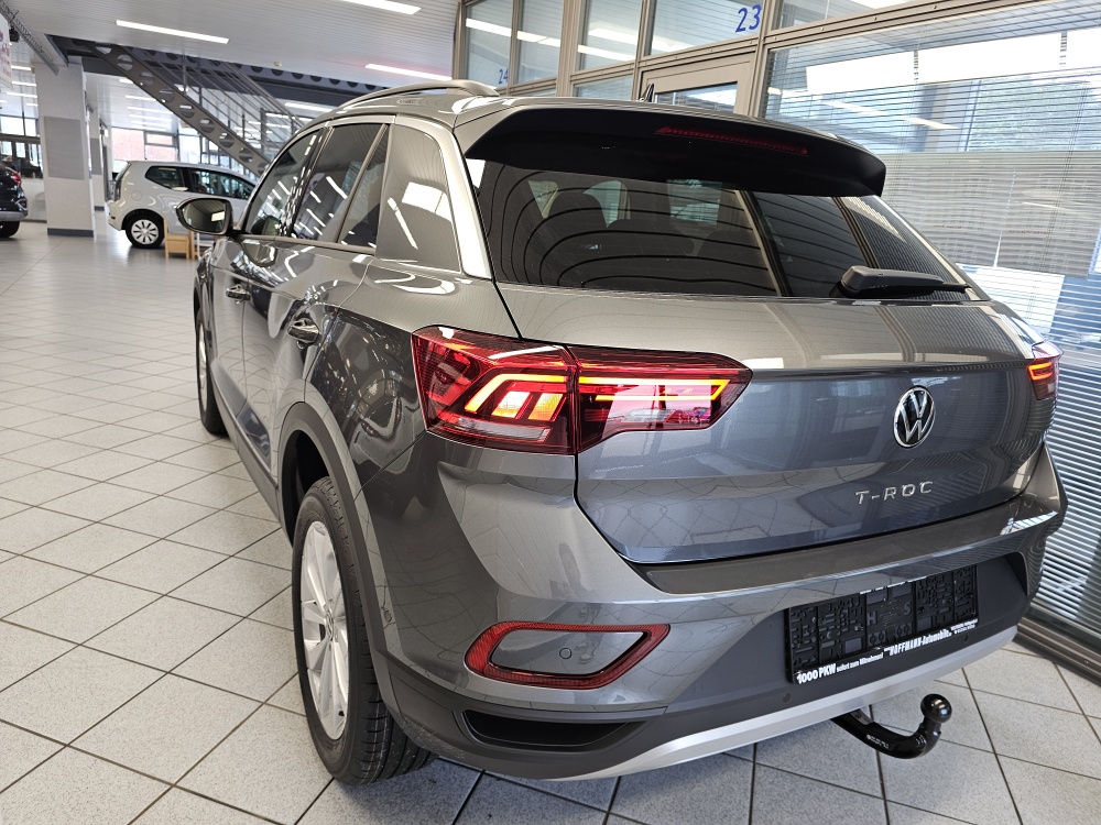 VW T-Roc bei Hoffmann Automobile in Wolfsburg kaufen und sofort mitnehmen - Bild 4