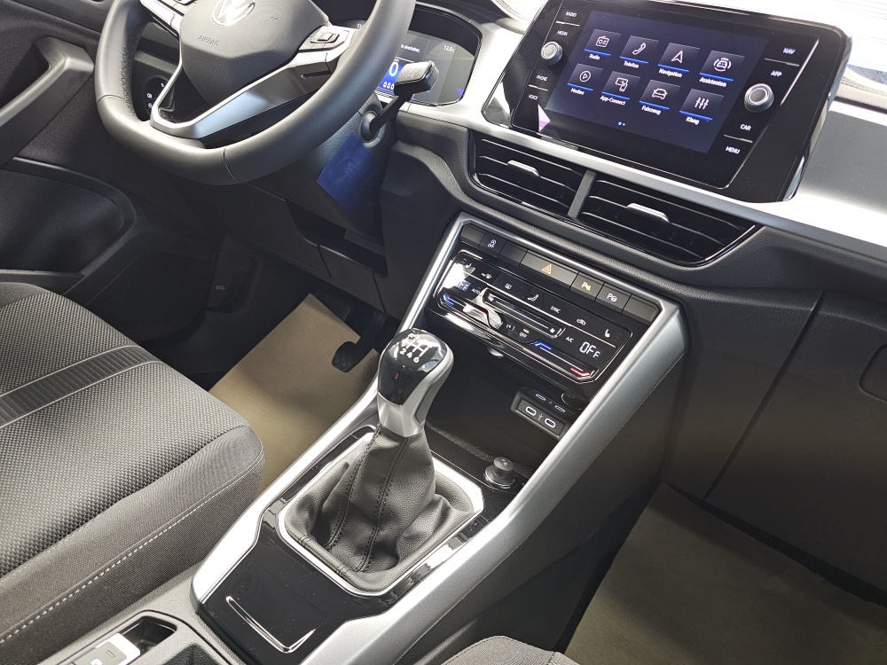 VW T-Roc bei Hoffmann Automobile in Wolfsburg kaufen und sofort mitnehmen - Bild 8