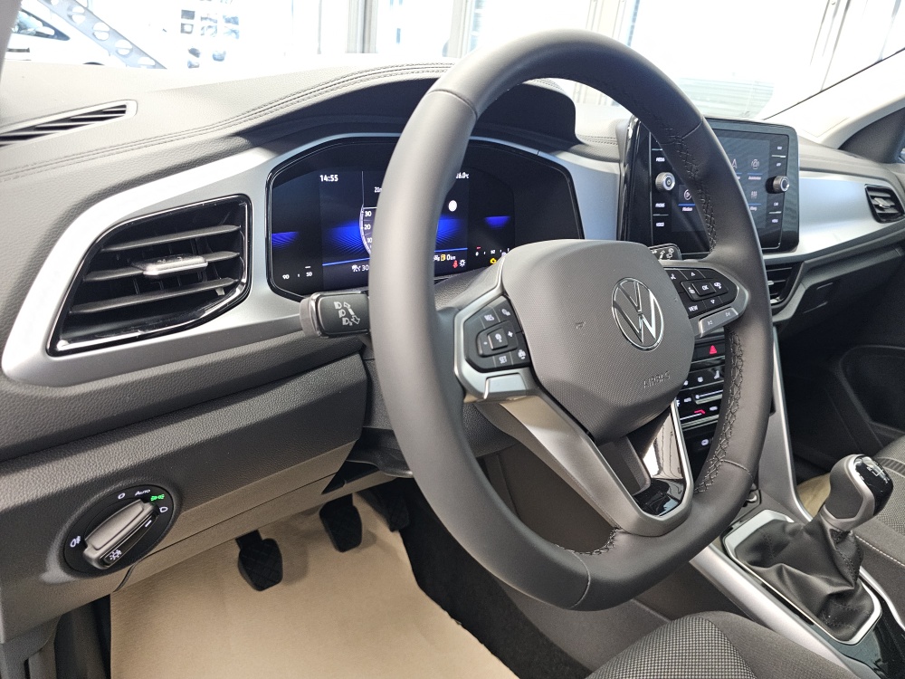 VW T-Roc  bei Hoffmann Automobile in Wolfsburg kaufen und sofort mitnehmen - Bild 20