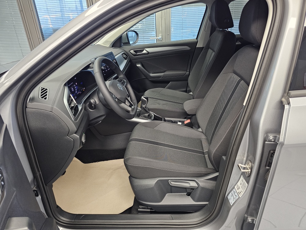 VW T-Roc  bei Hoffmann Automobile in Wolfsburg kaufen und sofort mitnehmen - Bild 21