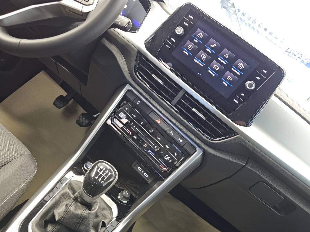 VW T-Roc  bei Hoffmann Automobile in Wolfsburg kaufen und sofort mitnehmen - Bild 8