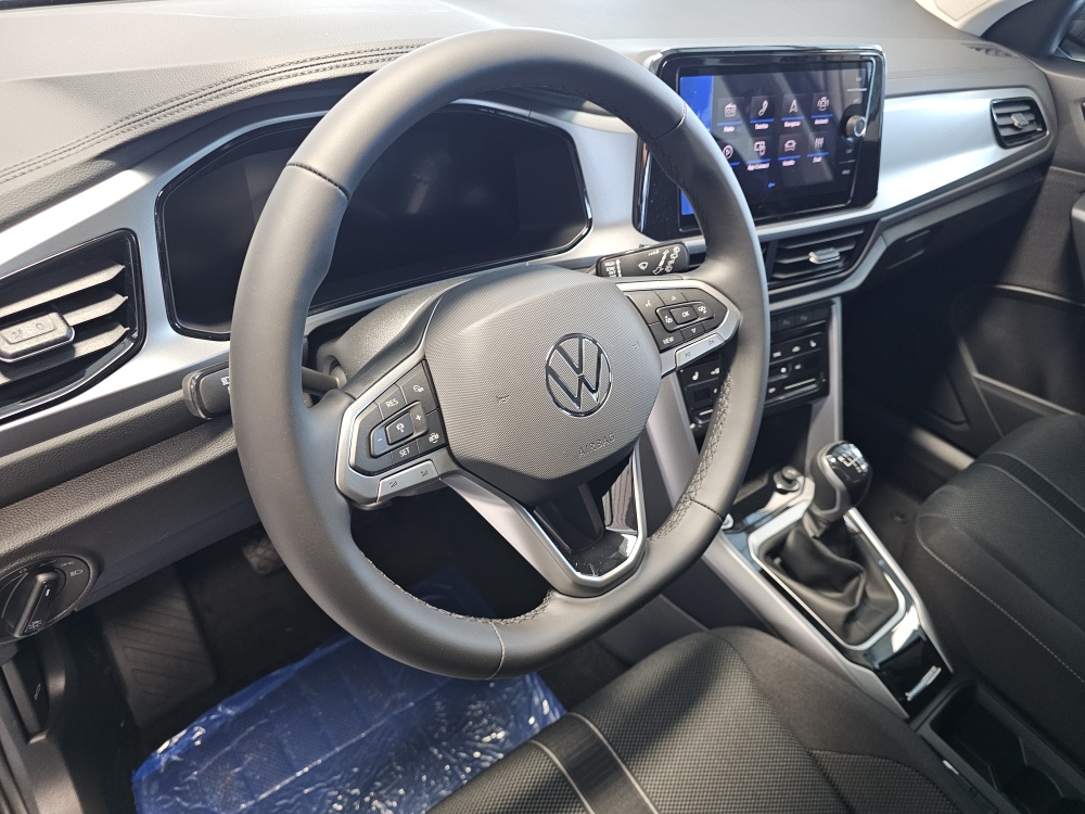 VW T-Roc  bei Hoffmann Automobile in Wolfsburg kaufen und sofort mitnehmen - Bild 10