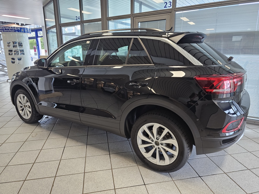 VW T-Roc  bei Hoffmann Automobile in Wolfsburg kaufen und sofort mitnehmen - Bild 12