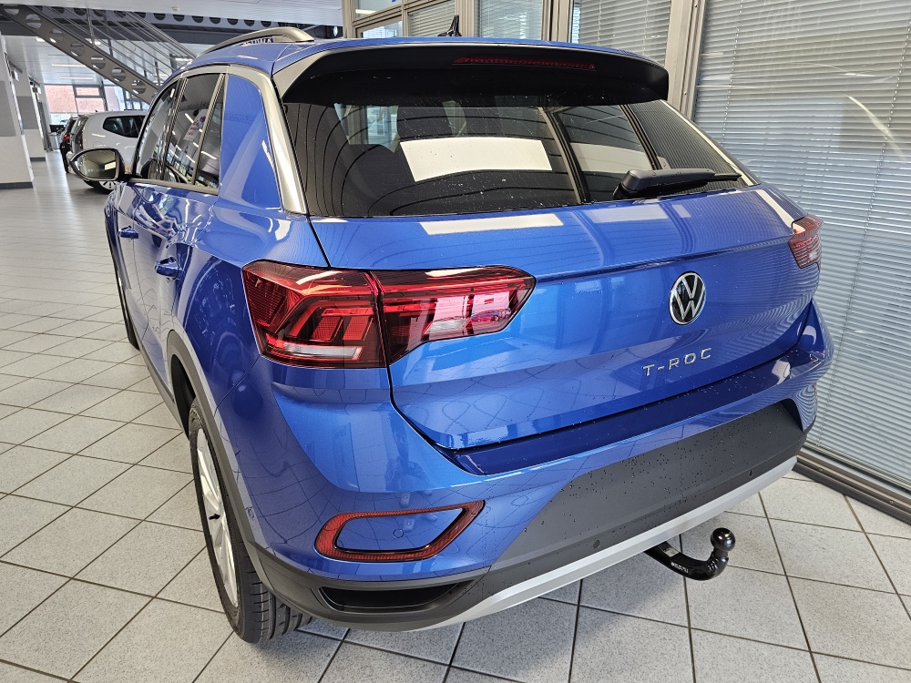 VW T-Roc  bei Hoffmann Automobile in Wolfsburg kaufen und sofort mitnehmen - Bild 2