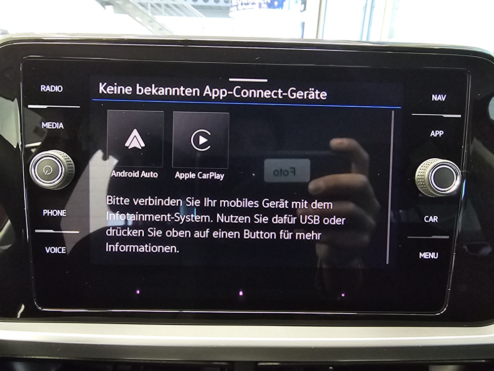 VW T-Roc  bei Hoffmann Automobile in Wolfsburg kaufen und sofort mitnehmen - Bild 11