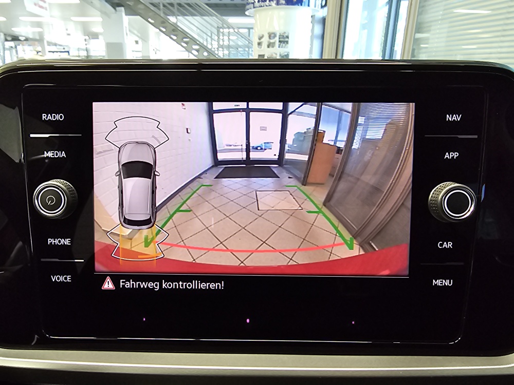 VW T-Roc  bei Hoffmann Automobile in Wolfsburg kaufen und sofort mitnehmen - Bild 13