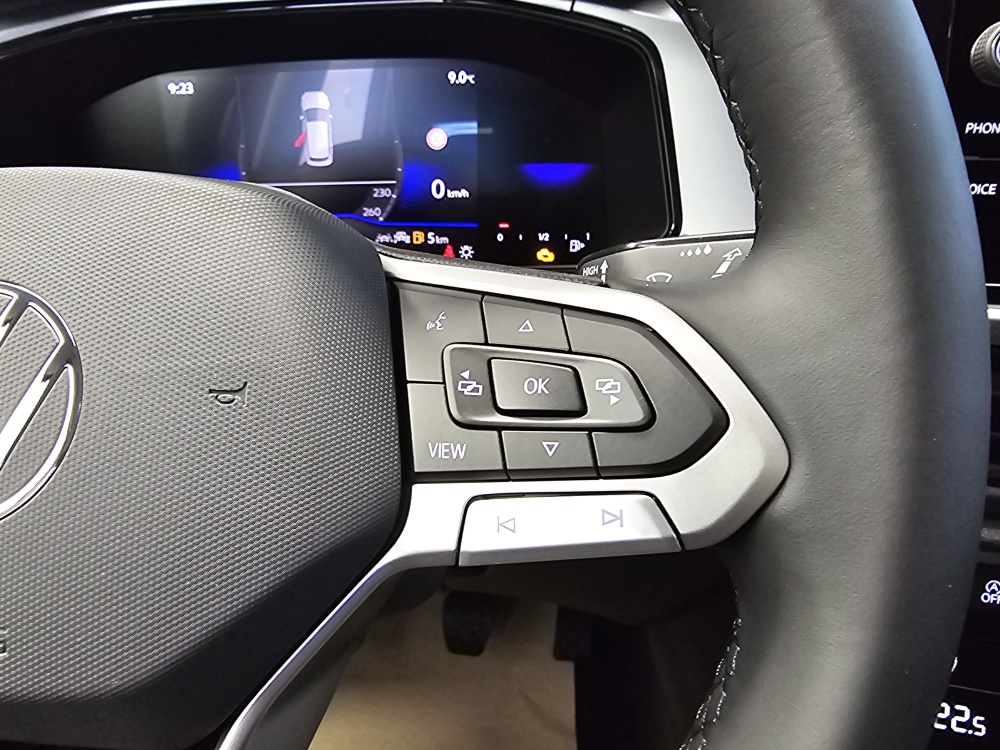 VW T-Roc  bei Hoffmann Automobile in Wolfsburg kaufen und sofort mitnehmen - Bild 14