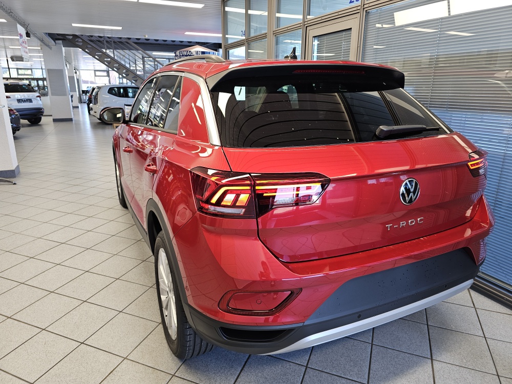 VW T-Roc  bei Hoffmann Automobile in Wolfsburg kaufen und sofort mitnehmen - Bild 3