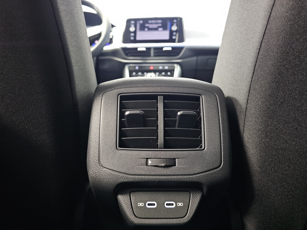 VW T-Roc  bei Hoffmann Automobile in Wolfsburg kaufen und sofort mitnehmen - Bild 5