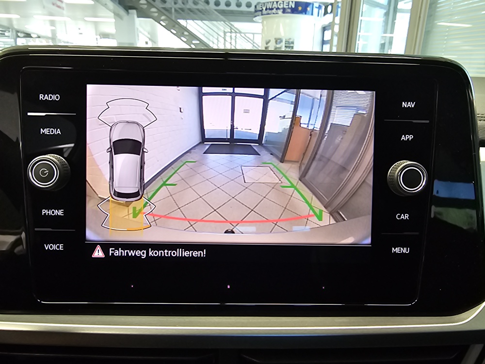 VW T-Roc  bei Hoffmann Automobile in Wolfsburg kaufen und sofort mitnehmen - Bild 14