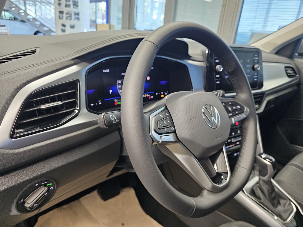 VW T-Roc  bei Hoffmann Automobile in Wolfsburg kaufen und sofort mitnehmen - Bild 19