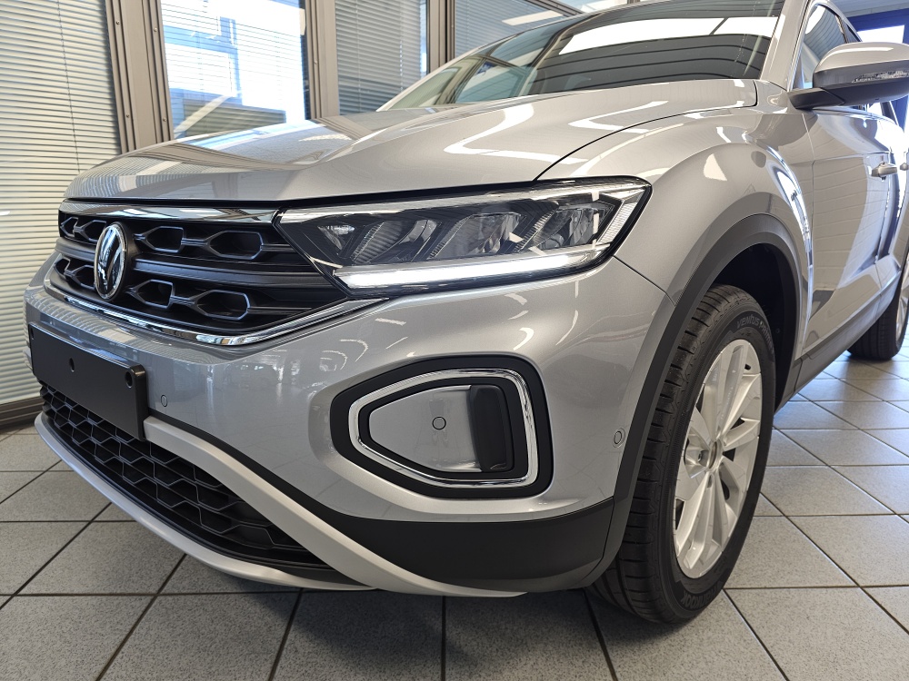 VW T-Roc  bei Hoffmann Automobile in Wolfsburg kaufen und sofort mitnehmen - Bild 23