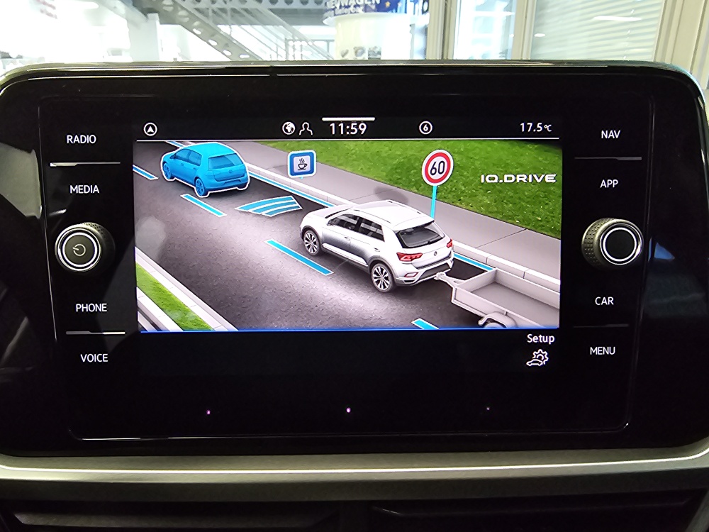 VW T-Roc  bei Hoffmann Automobile in Wolfsburg kaufen und sofort mitnehmen - Bild 10