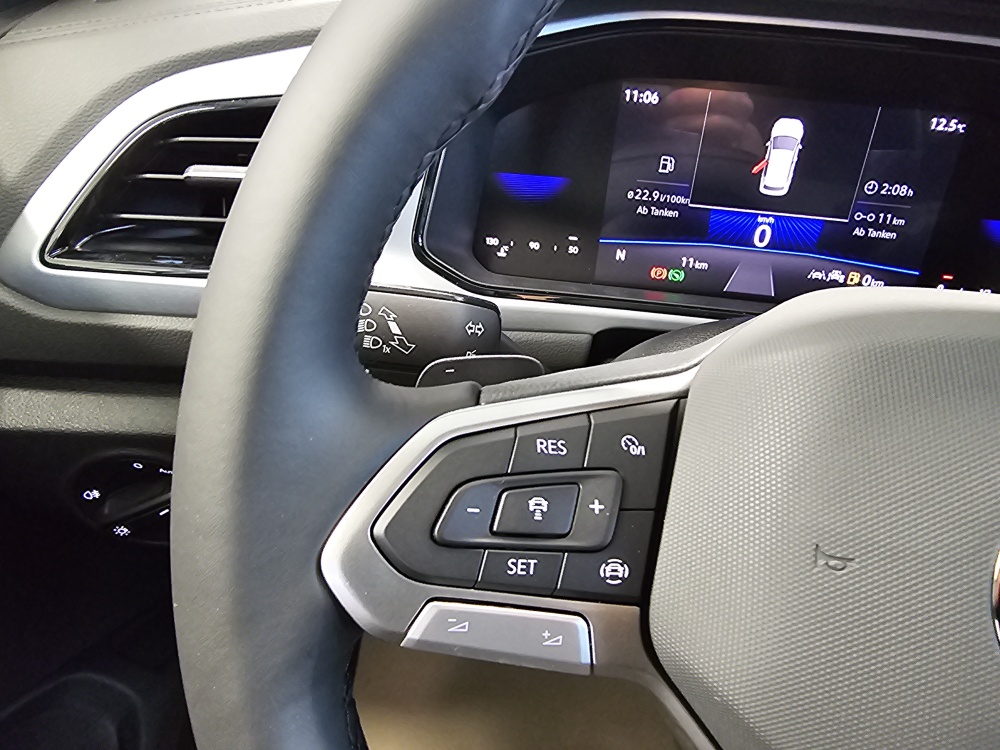 VW T-Roc  bei Hoffmann Automobile in Wolfsburg kaufen und sofort mitnehmen - Bild 19