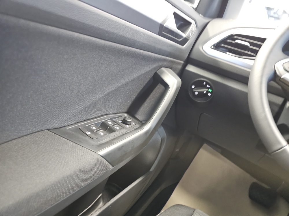 VW T-Roc  bei Hoffmann Automobile in Wolfsburg kaufen und sofort mitnehmen - Bild 20