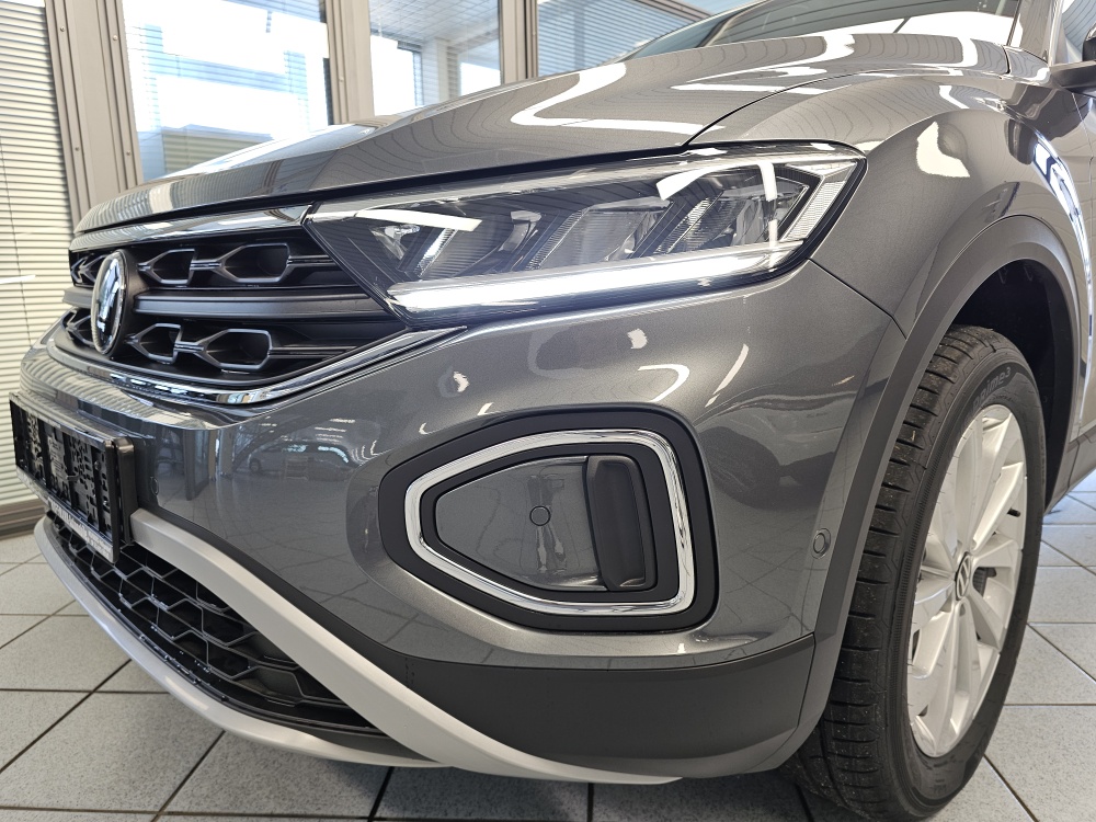 VW T-Roc  bei Hoffmann Automobile in Wolfsburg kaufen und sofort mitnehmen - Bild 26