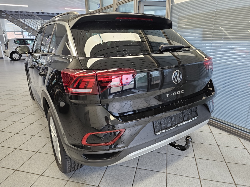 VW T-Roc  bei Hoffmann Automobile in Wolfsburg kaufen und sofort mitnehmen - Bild 2
