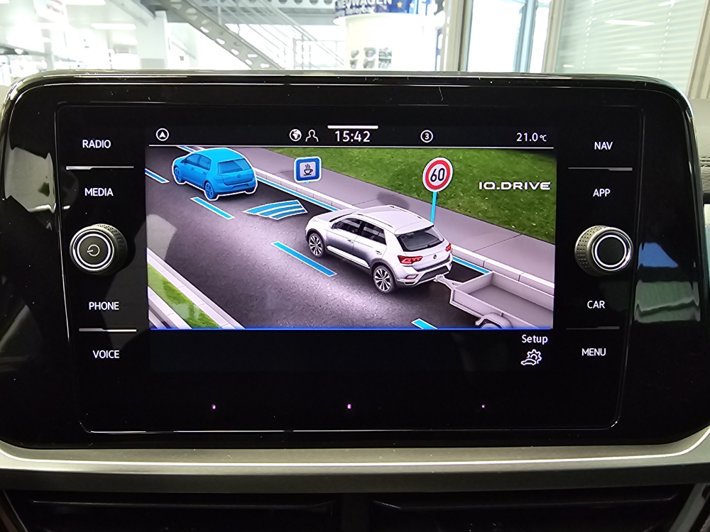 VW T-Roc  bei Hoffmann Automobile in Wolfsburg kaufen und sofort mitnehmen - Bild 11