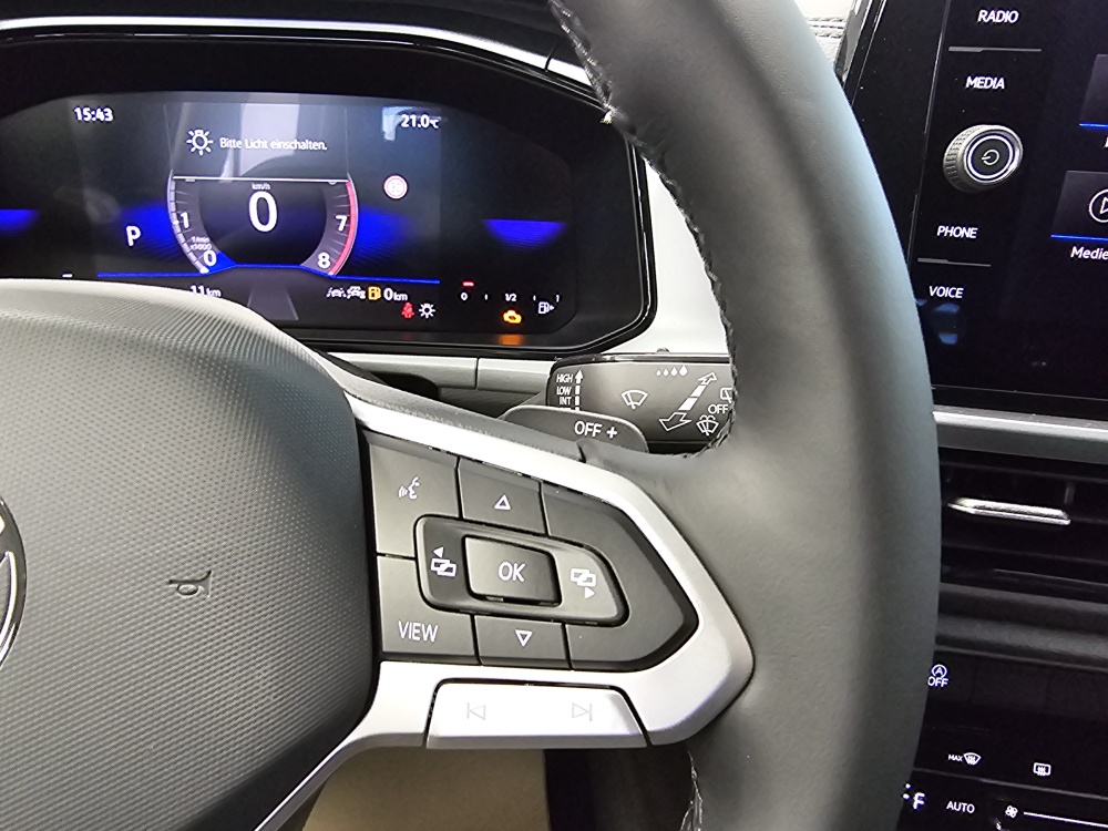 VW T-Roc  bei Hoffmann Automobile in Wolfsburg kaufen und sofort mitnehmen - Bild 15