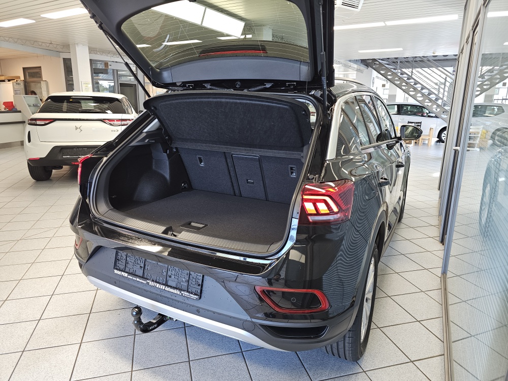 VW T-Roc  bei Hoffmann Automobile in Wolfsburg kaufen und sofort mitnehmen - Bild 2