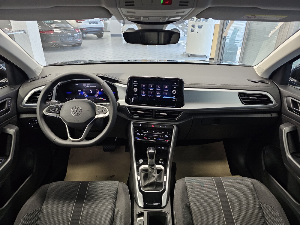 VW T-Roc  bei Hoffmann Automobile in Wolfsburg kaufen und sofort mitnehmen - Bild 7